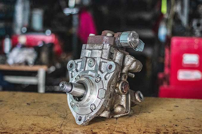 Bomba elevadora de presión Ford Ranger 2.2 original Usada