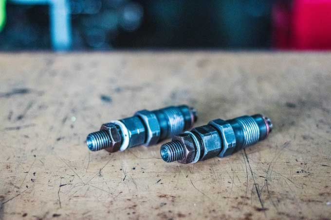 Inyectores mecánicos L200 4D56